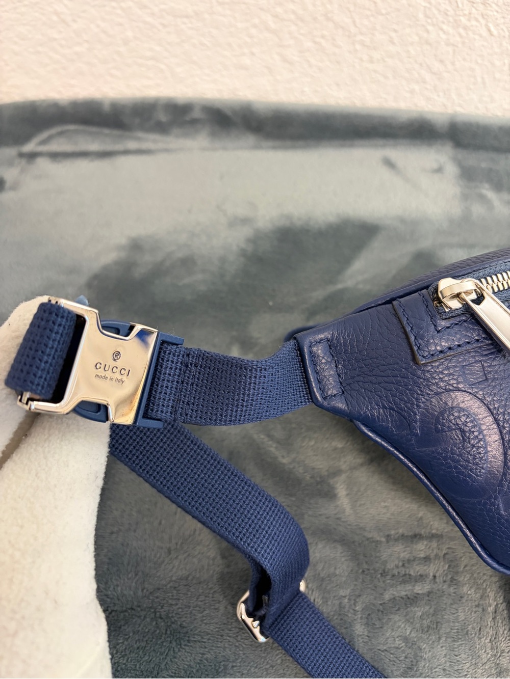 Brand New Gucci Jumbo GG Small Belt Bag Blue Embossed Leather - Picture 9 of 11